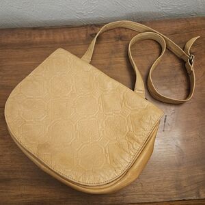 Vintage Boho Liz Claiborne Tooled Genius Leather Yellow Crossbody Purse